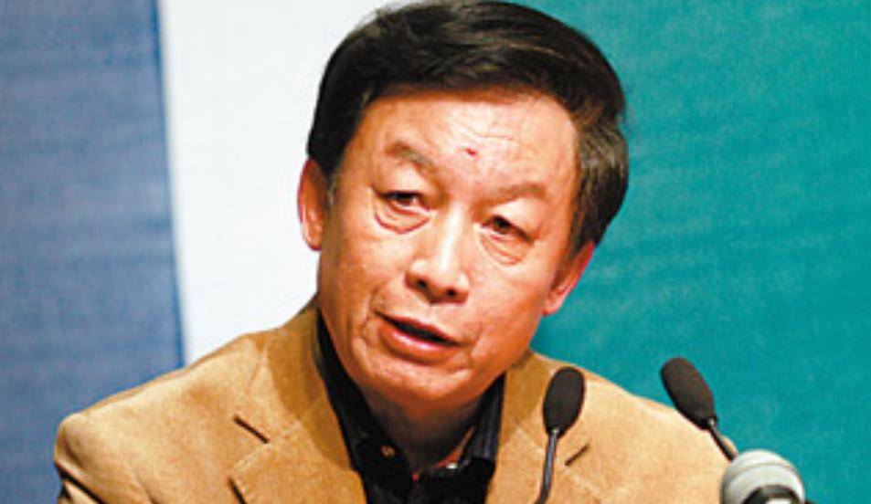 易中天:原以为母亲是农家姑娘,没想到却是总理府的千金小姐_周树奇