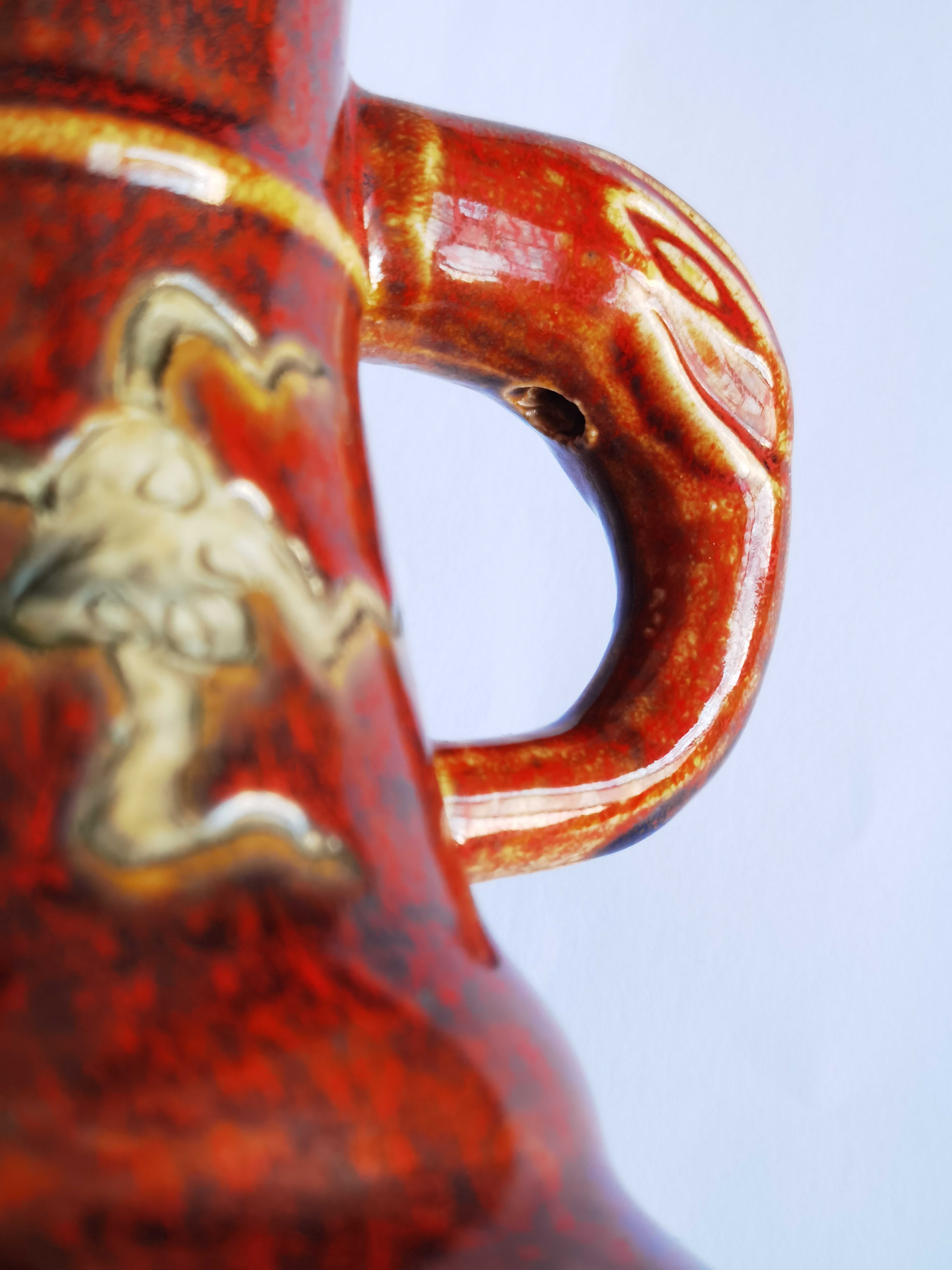 精品赏析—元代红釉刻花龙纹象耳瓶_瓷器_中国_拍卖