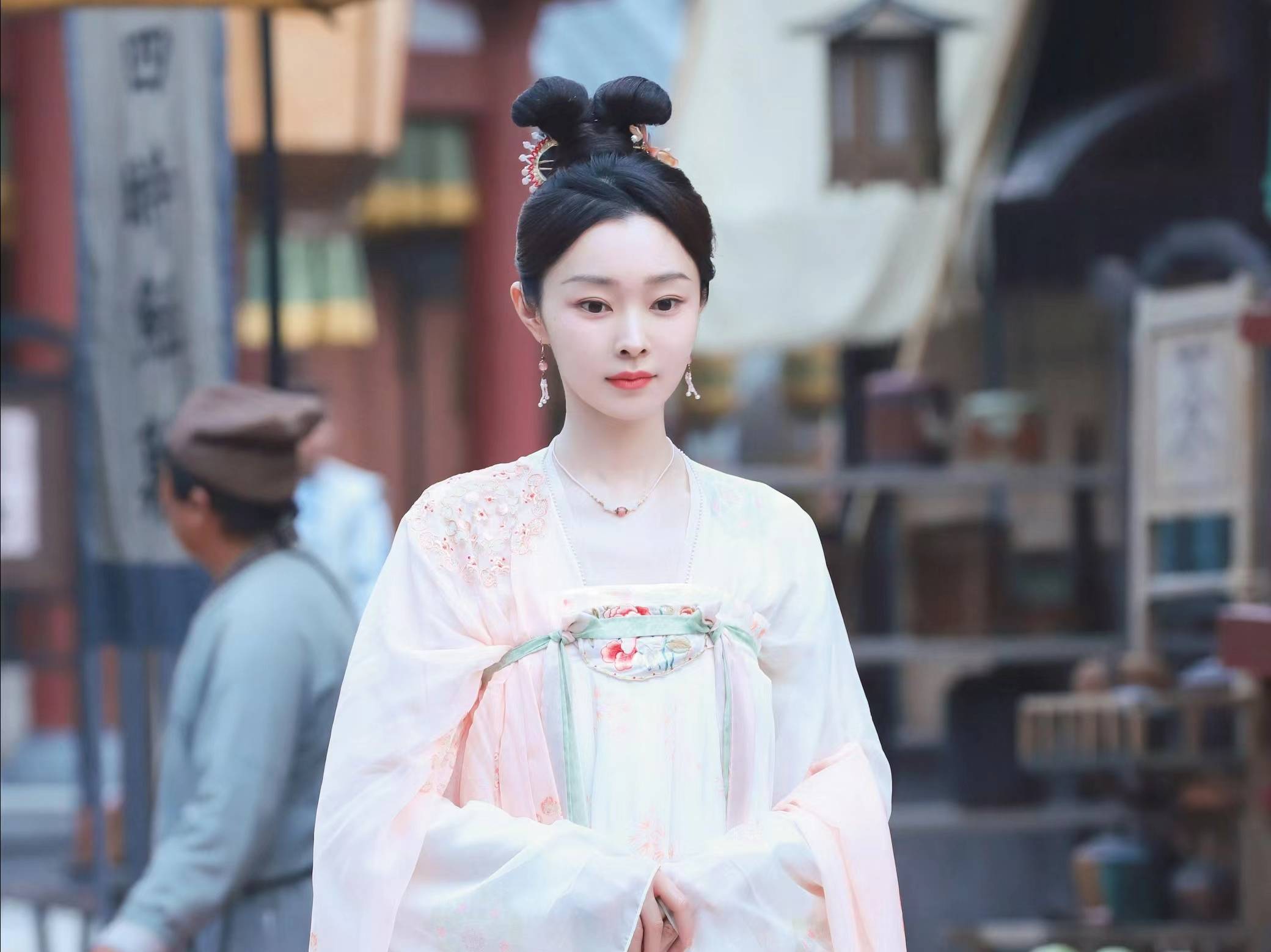 白敬亭宋轶参加春晚,众星云集,春晚舞台璀璨夜,星光熠熠共辉煌_盛宴