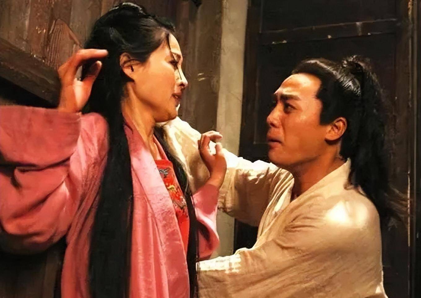 武松如果接受潘金莲,二人结局会怎样?金瓶梅早已给出答案_武大郎_哥哥