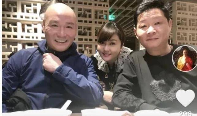 他是"法印"侯堃,爆红后隐退20年陪妻治疗抑郁,今复出大变样认不出