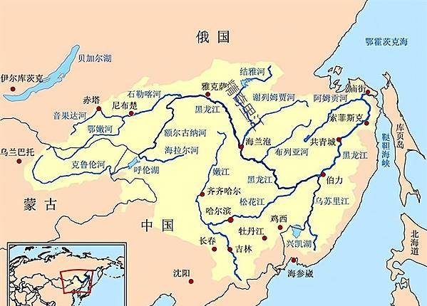 外東北屬於東西伯利亞山地區域,地形以山地為主,平原面積比較小,主要