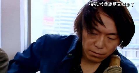 面馆偶遇黄渤和张艺兴,这位网友,你有没有戴眼镜啊_明星_电影_形象