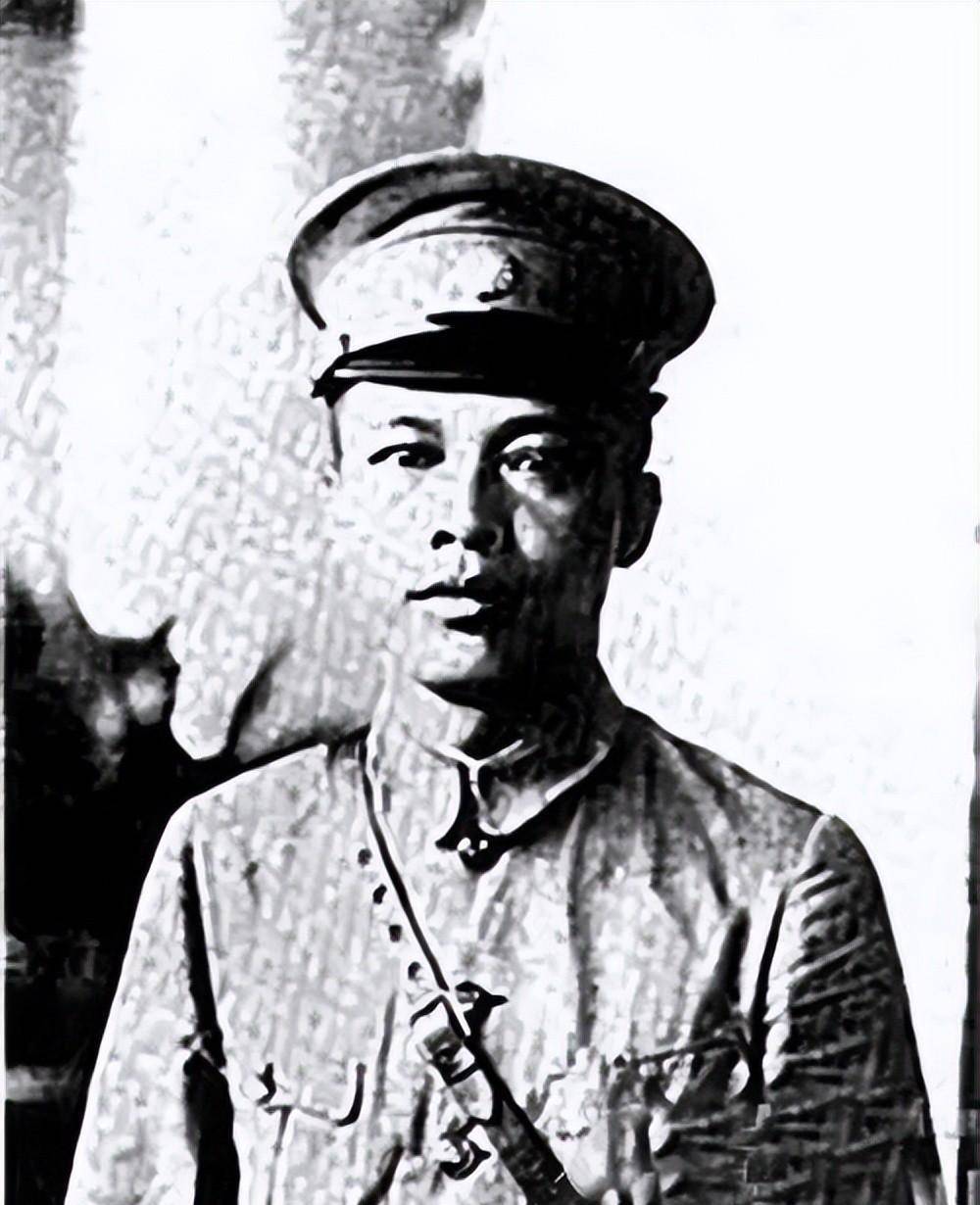 1929年,陳濟棠接受中央任命回廣東擔任廣東編遣區主任,遭到擁護李濟琛