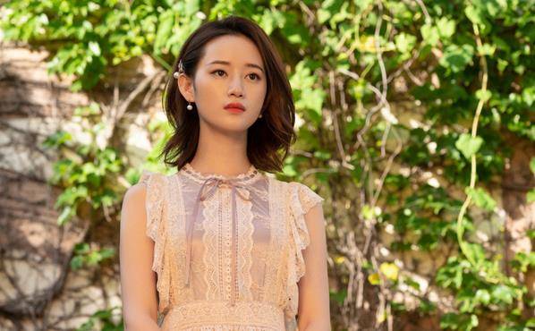 唐嫣的伴娘团被嘲"排面"不够,今个个红到发紫,眼界要长远!