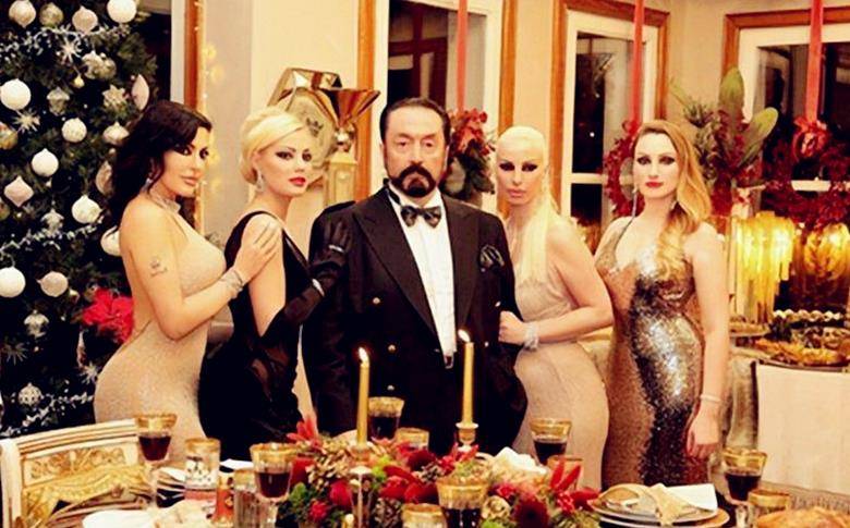 奥克塔尔:后宫佳丽过千,藏6.