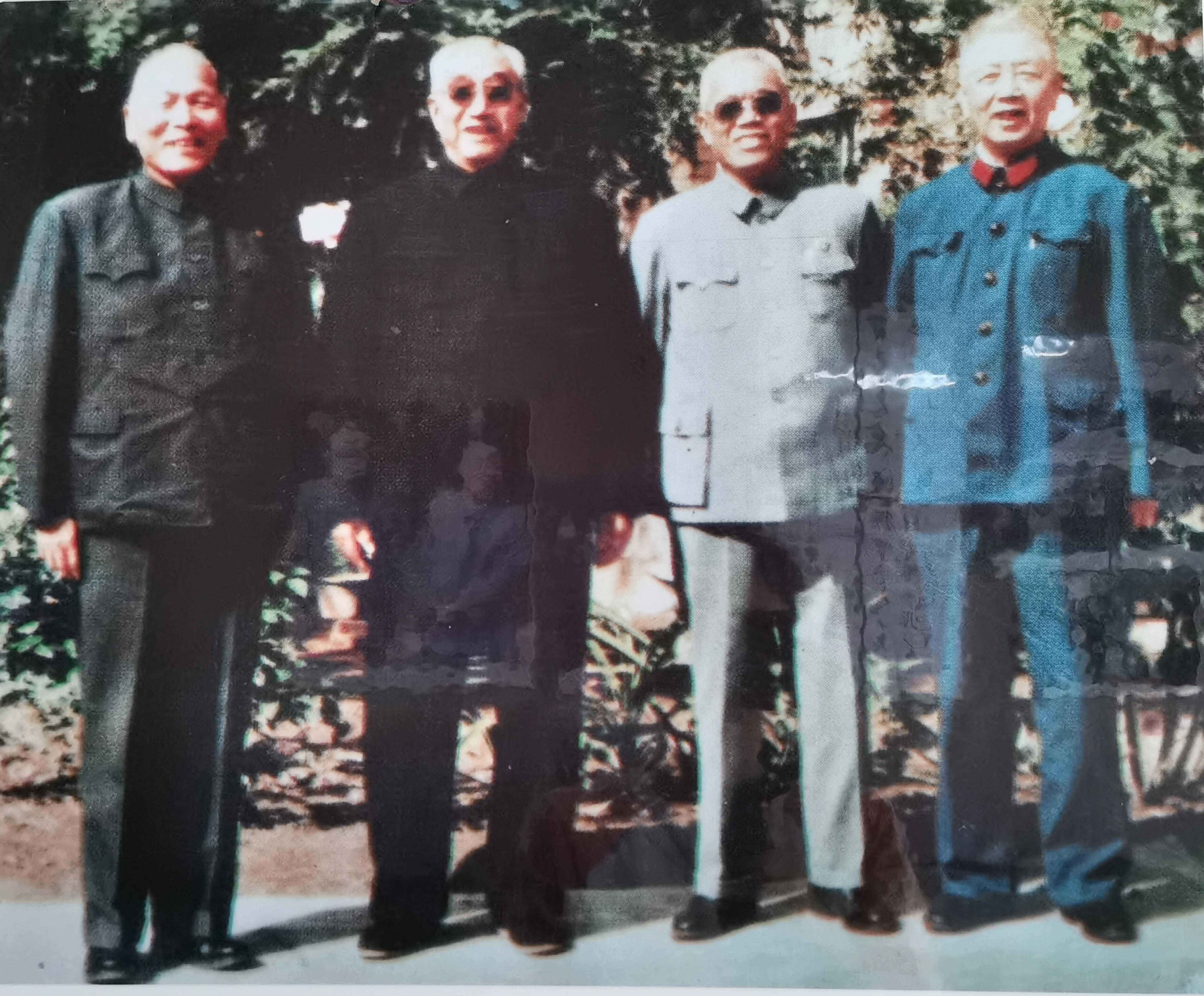 1981年,韩先楚回老家,省委书记拍板:减免老区当年上交公粮_家乡_人民