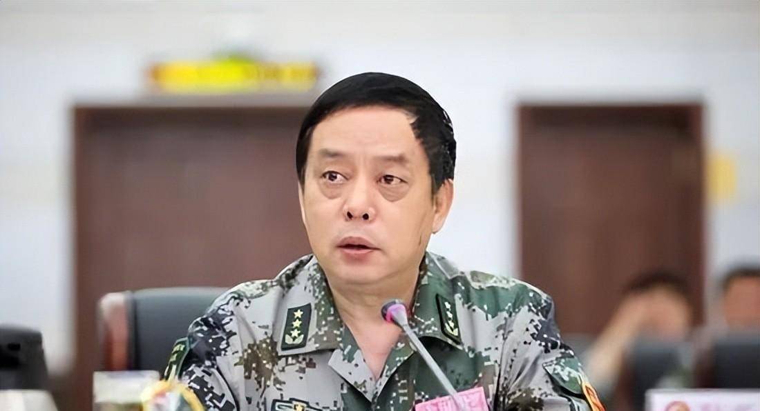 他15岁参军58岁升上将,担任过兰州军区和济南军区政委,享年69岁_刘