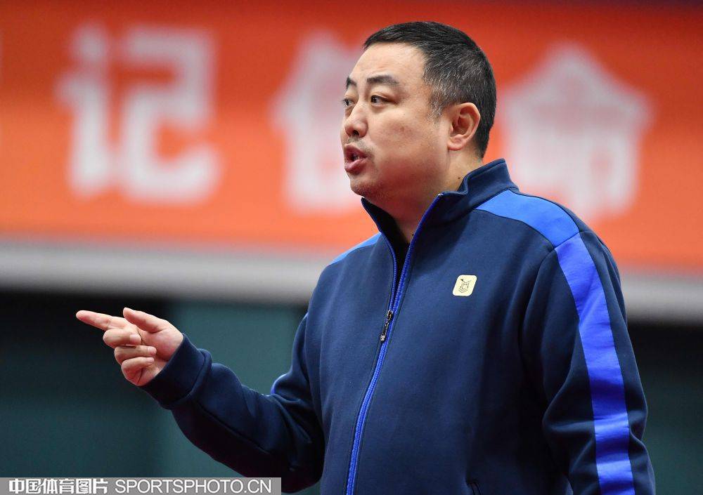 险胜印度,人民日报发声国乒面临双重打击,刘国梁该出手_中国_比赛
