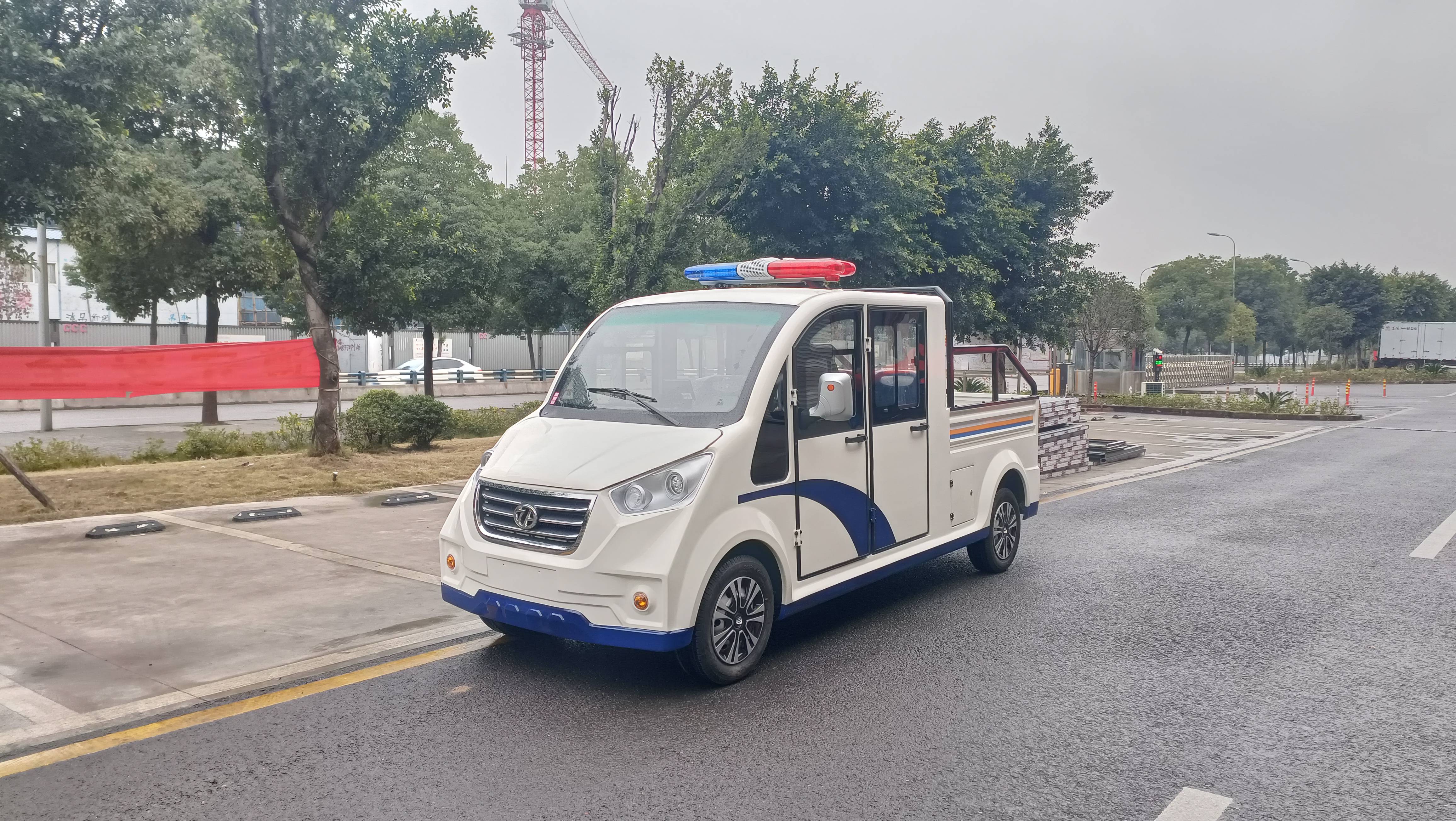 安全就在身边:电瓶巡逻车随时保驾护航!_搜狐汽车_搜狐网