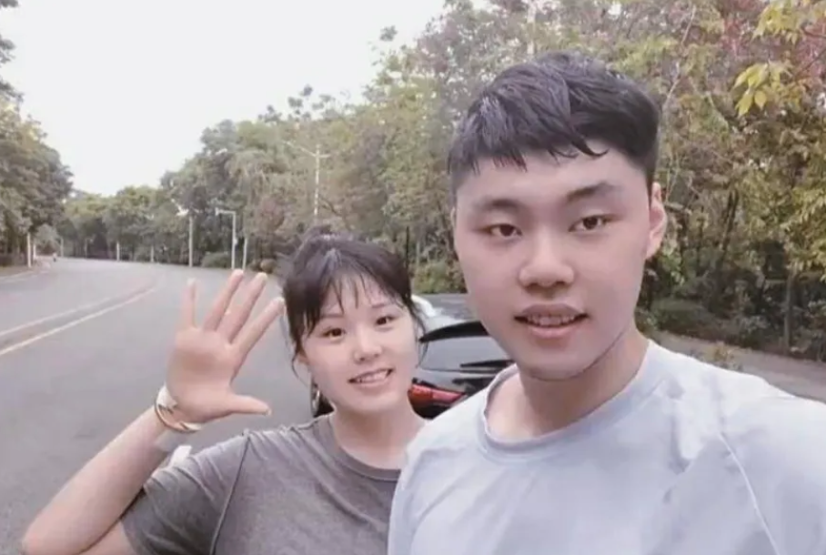 本尊怒怼:不喜欢我可以取关?_赵义明_网友_小宝