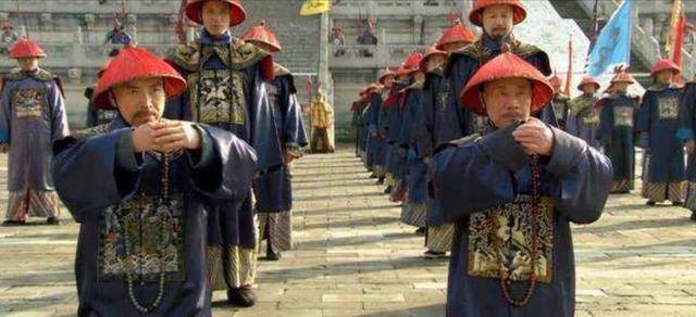 清朝贪腐大案甘肃冒赈案,案发后乾隆气得发抖,56名官员人头落地