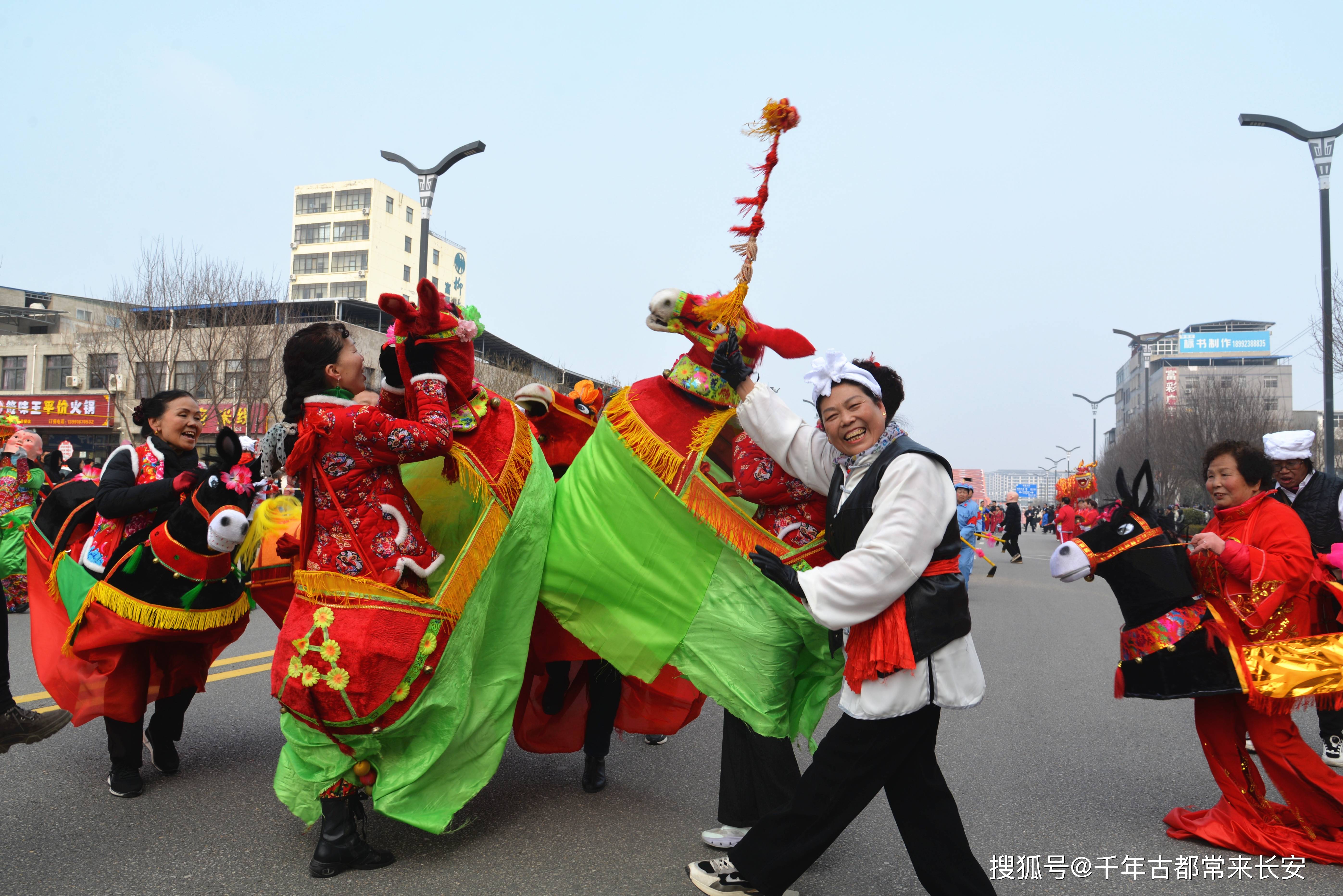 西安摄影师用镜头记录富平社火表演——风调雨顺,五谷丰登,国泰民安都