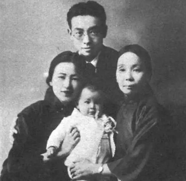 她丫鬟出身,一生无名无分,晚年死在草棚,却养育了6名国家栋梁_梁启超