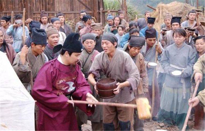 古代赈灾时为何施粥而非直接分发干粮?_受灾_人群_社会活动