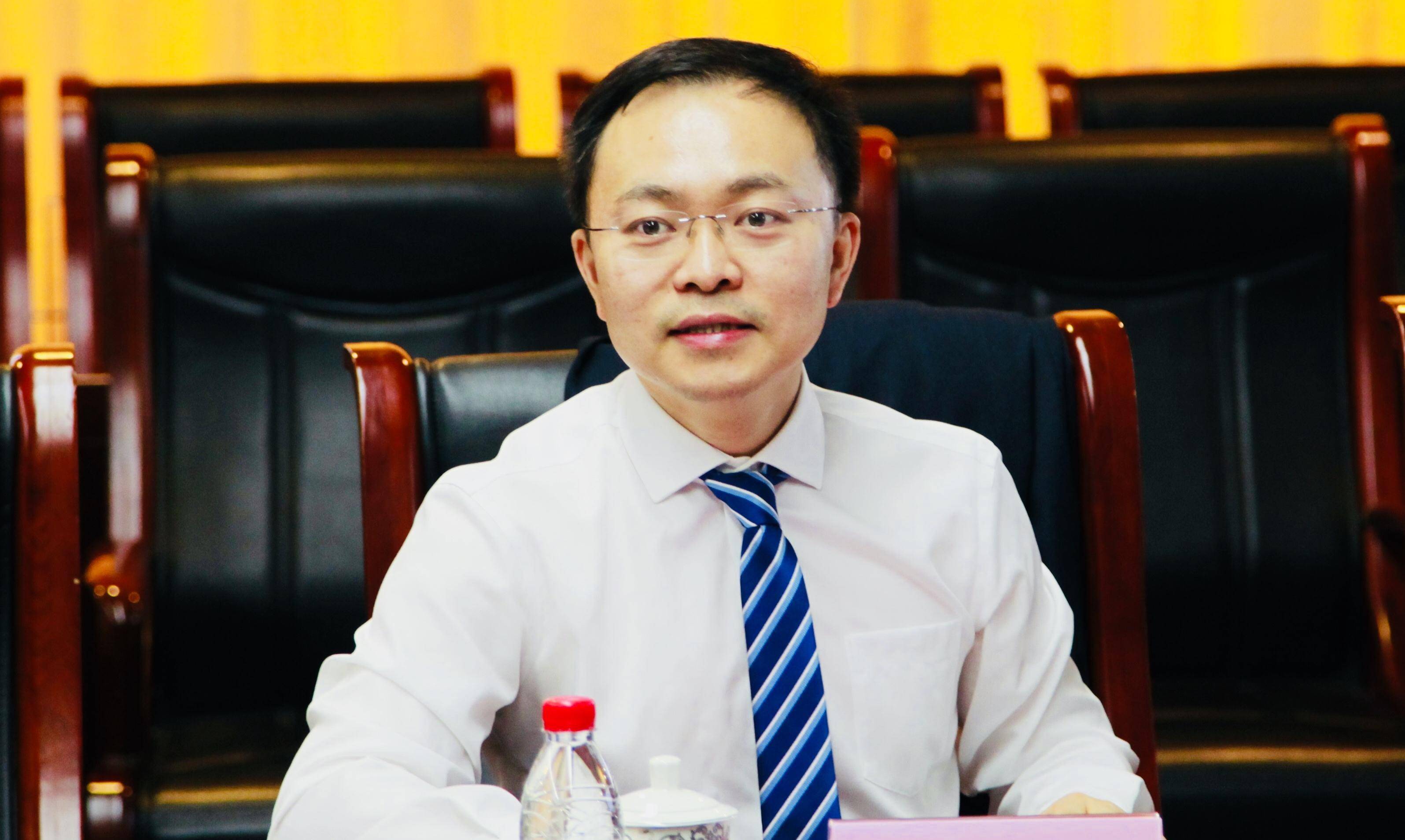 京东副总裁蔡磊身患渐冻症,花费千万,希望为后人研制出特效药_段睿