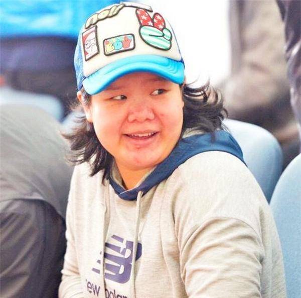 体操女皇程菲:25岁退役养伤,因长期服药胖至200斤,至今还单身_训练