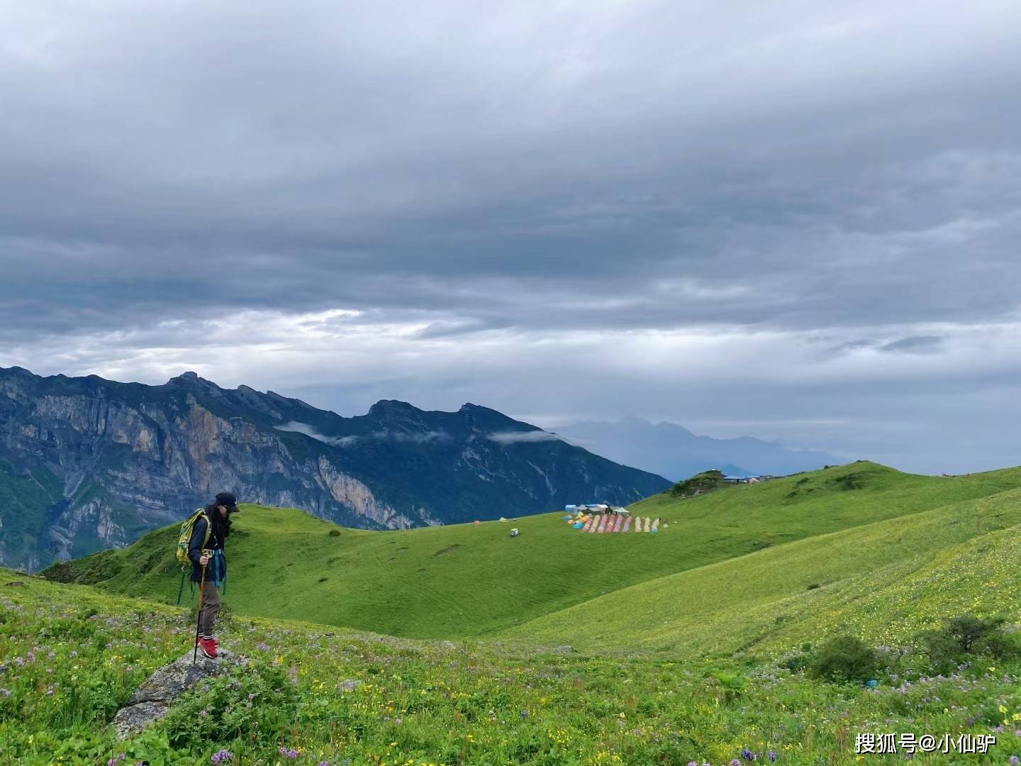 九顶山目的地3:药师岩寻幽访胜,深山藏寺药师岩位于四川省成都市大邑