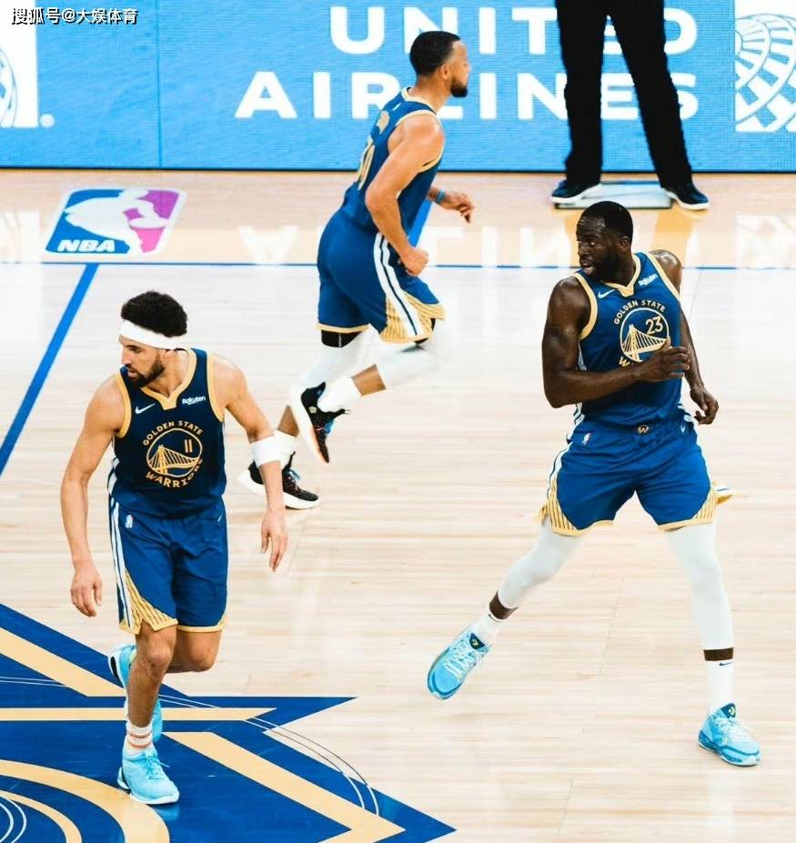 库里的三分无解,但他的手感不佳的时候,很难帮助球队取得胜利_比赛