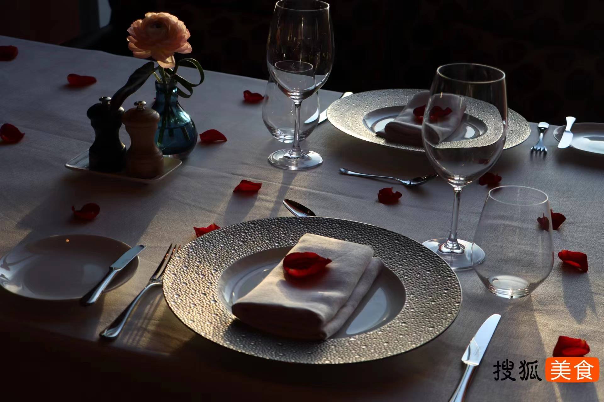 一面洋西餐一面中国魂访国贸79西餐厅厨师长吕东亮