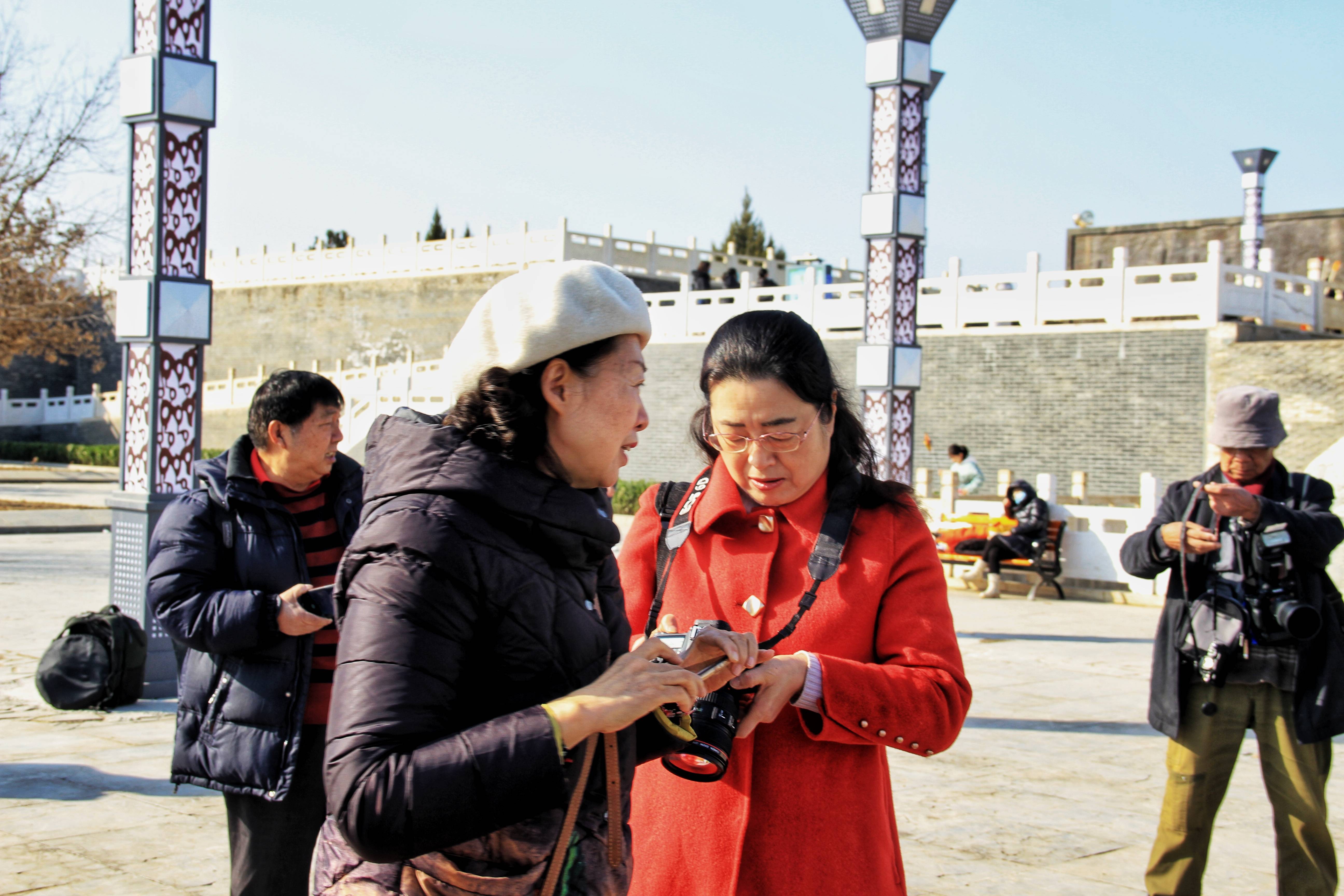 新春伊始展巾帼风采涿州市摄影家协会组织庆祝三八妇女节拍摄活动