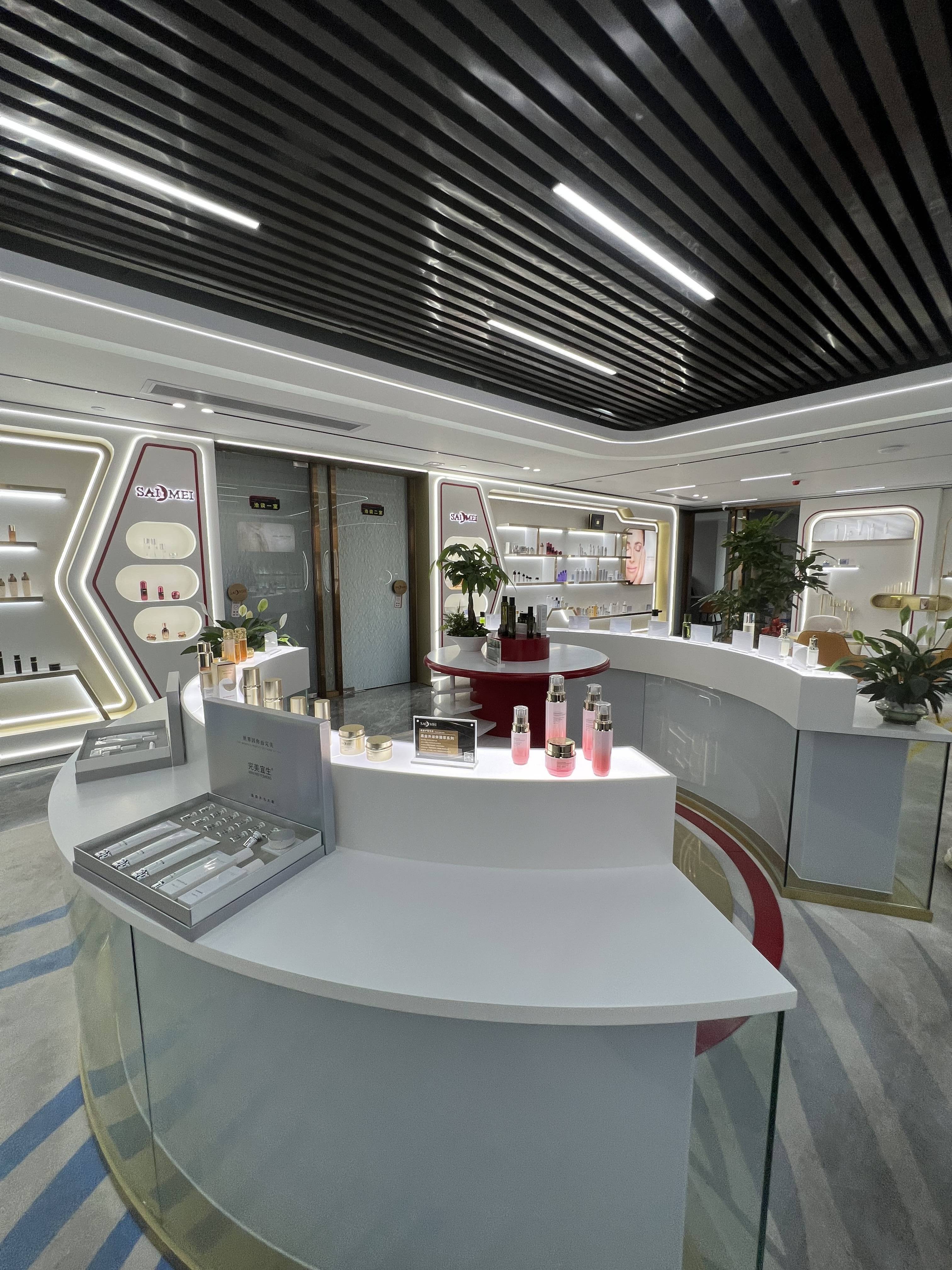 lv请认准中国商标标识逆龄提拉紧致面膜为全球国际小姐专用产品