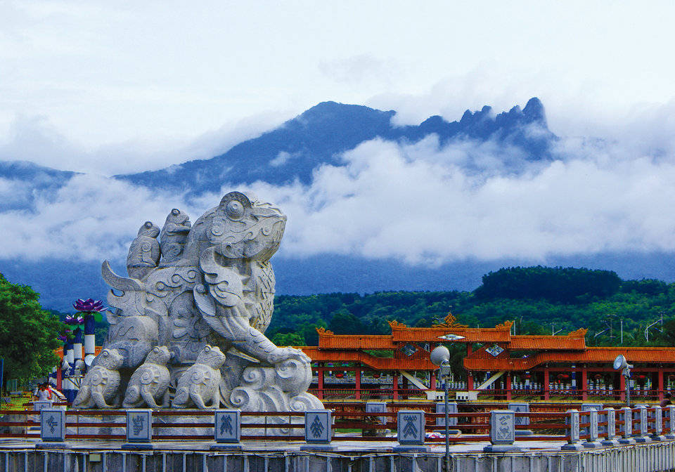 海南保亭集自然疗愈休闲度假和文化体验于一体的康养乐园