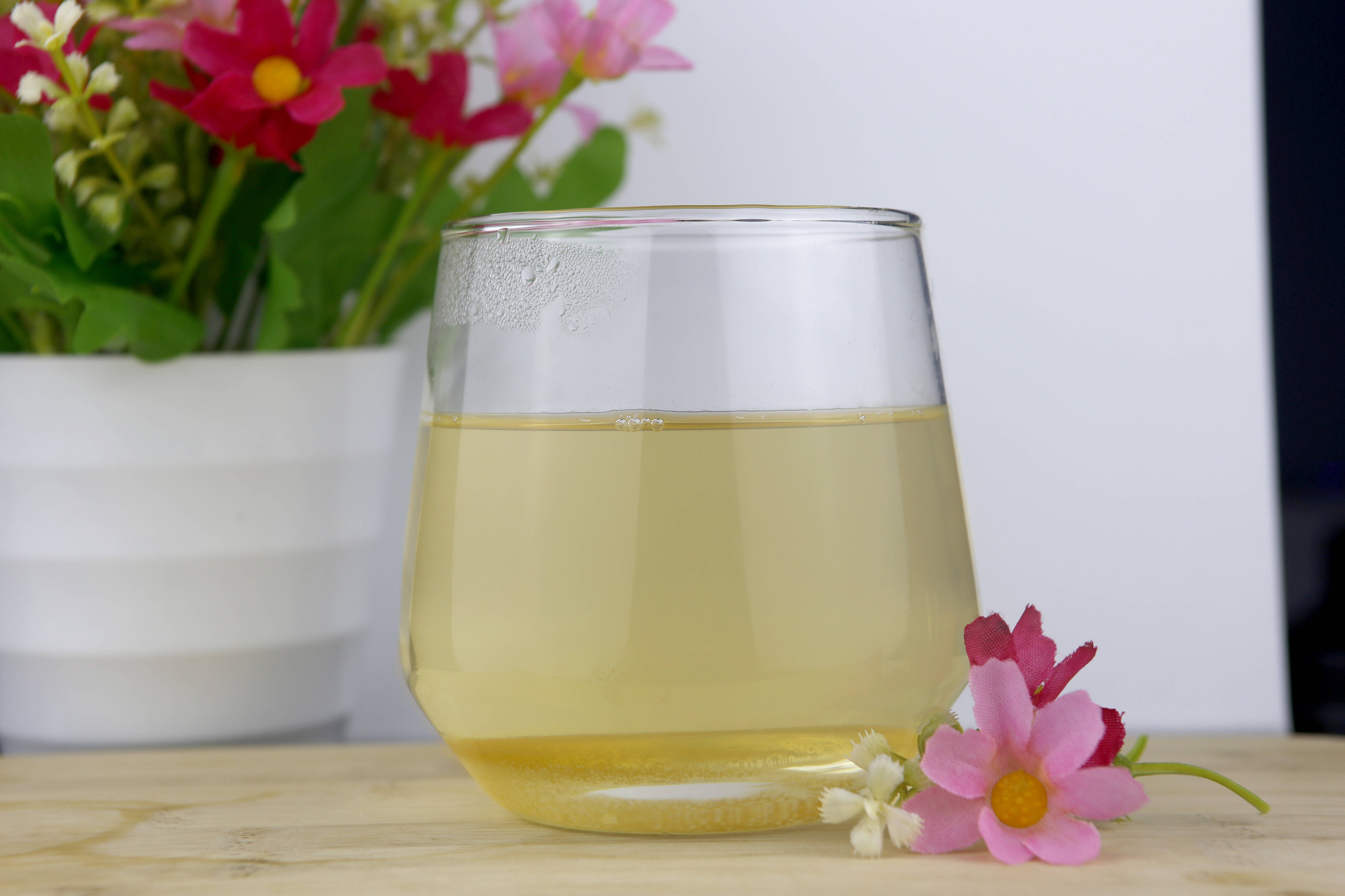 开春了,想要好气色 不犯"春困"的朋友,每天记得这样吃_蜂蜜_秦岭_养殖