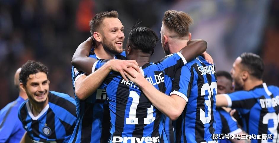 (中场)23 尼科洛·巴雷拉(中场)95 亚历山德罗·巴斯托尼(后卫)28