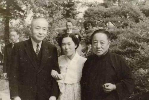 阅朱家骅的历史,我们可以清楚得知,在1946年朱迎娶王文渊女士为妻