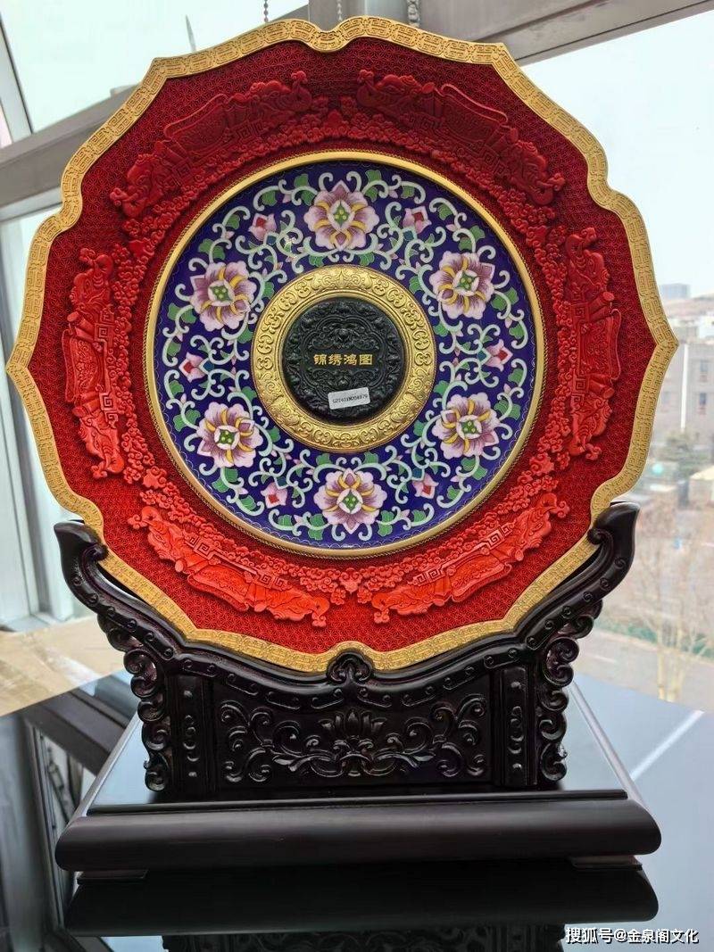 锦绣鸿图中国红金玉珐琅大漆盘