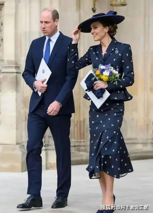 英国威廉王储情人罗斯被爆孕肚照,引来王室婚姻危机论,细扒后才知假的