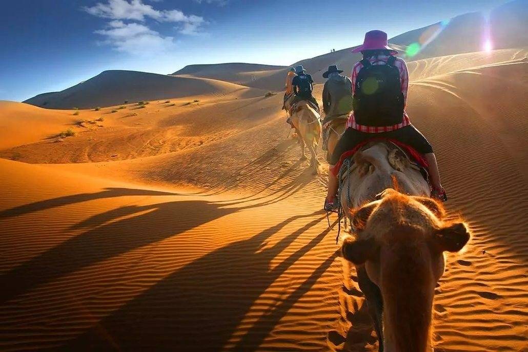 穿越青海湖,茶卡盐湖,无人区,雅丹魔鬼城,敦煌莫高窟~鸣沙山月牙泉