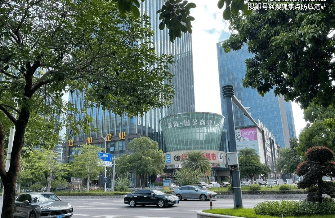 海湾城公寓售楼处电话4009908525转333