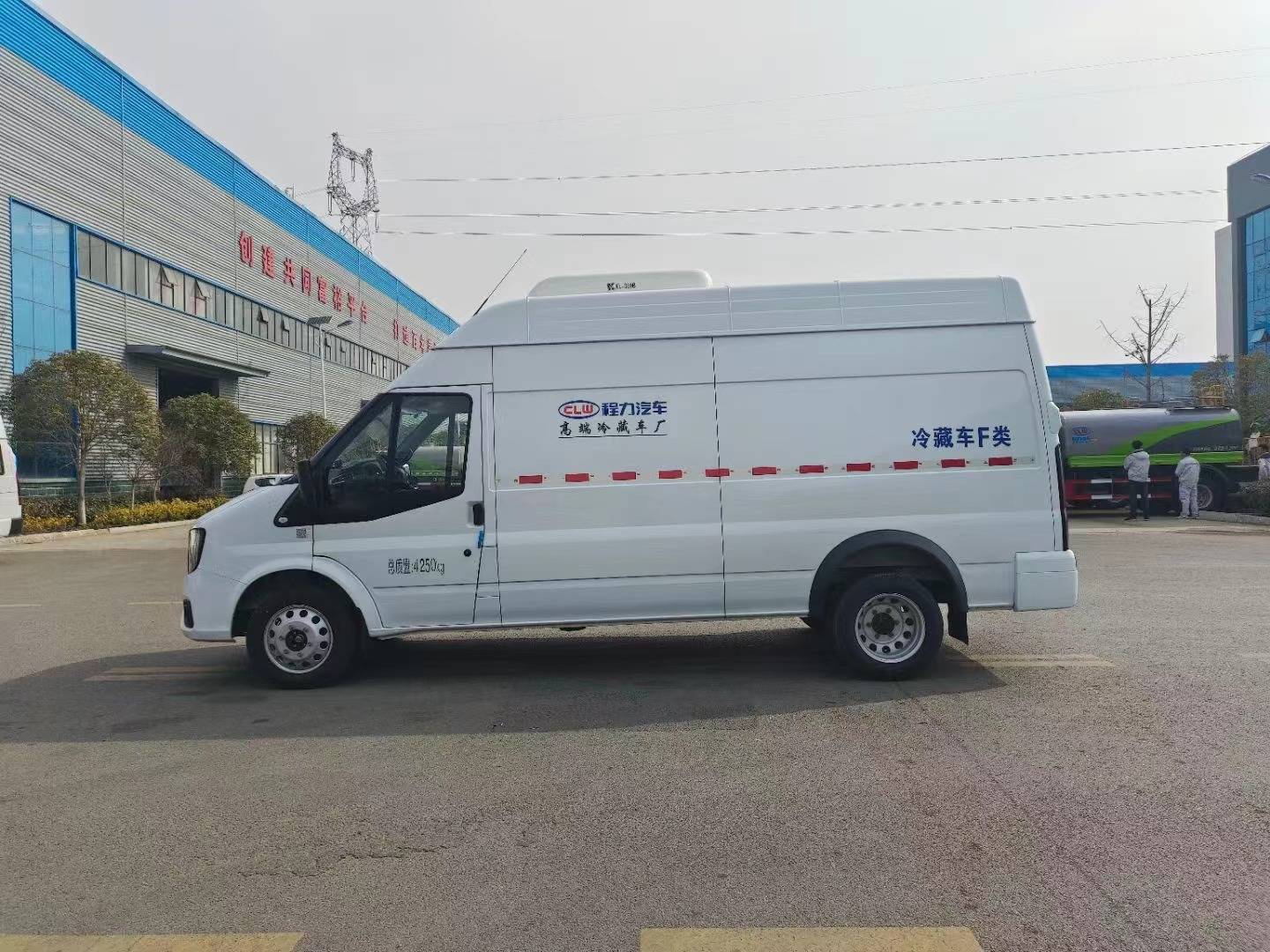 江铃福顺面包冷藏车(柴油后双胎)