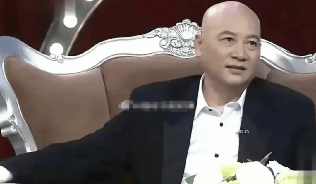 迟重瑞拒绝陈丽华500亿遗产,称:我只希望她身体健康,自己可以永远陪着