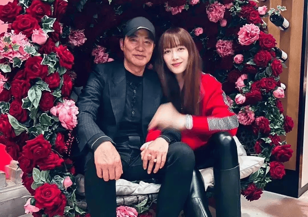 任达华,王敏德现身澳门,前者老态尽显,后者依旧帅气_保养_状态_身高