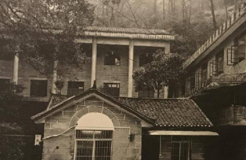 1949年曾参与杀害杨虎城,57年后被将军之孙找上了门_蒋介石_白公馆