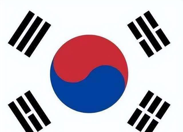 原创一国家没国旗向中国借国旗被我国拒绝后国旗上写了8个汉字