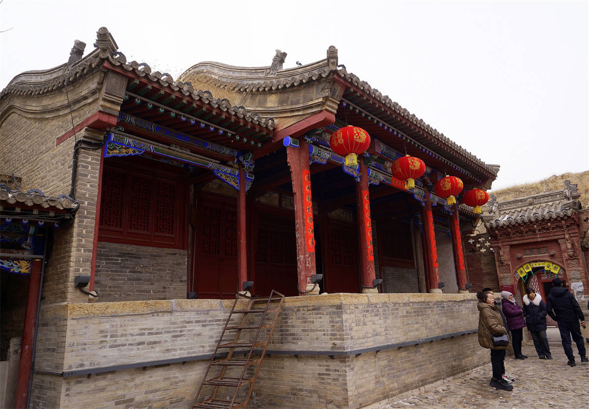 原创集四大文化奇观于一体的暖泉古镇之西古堡