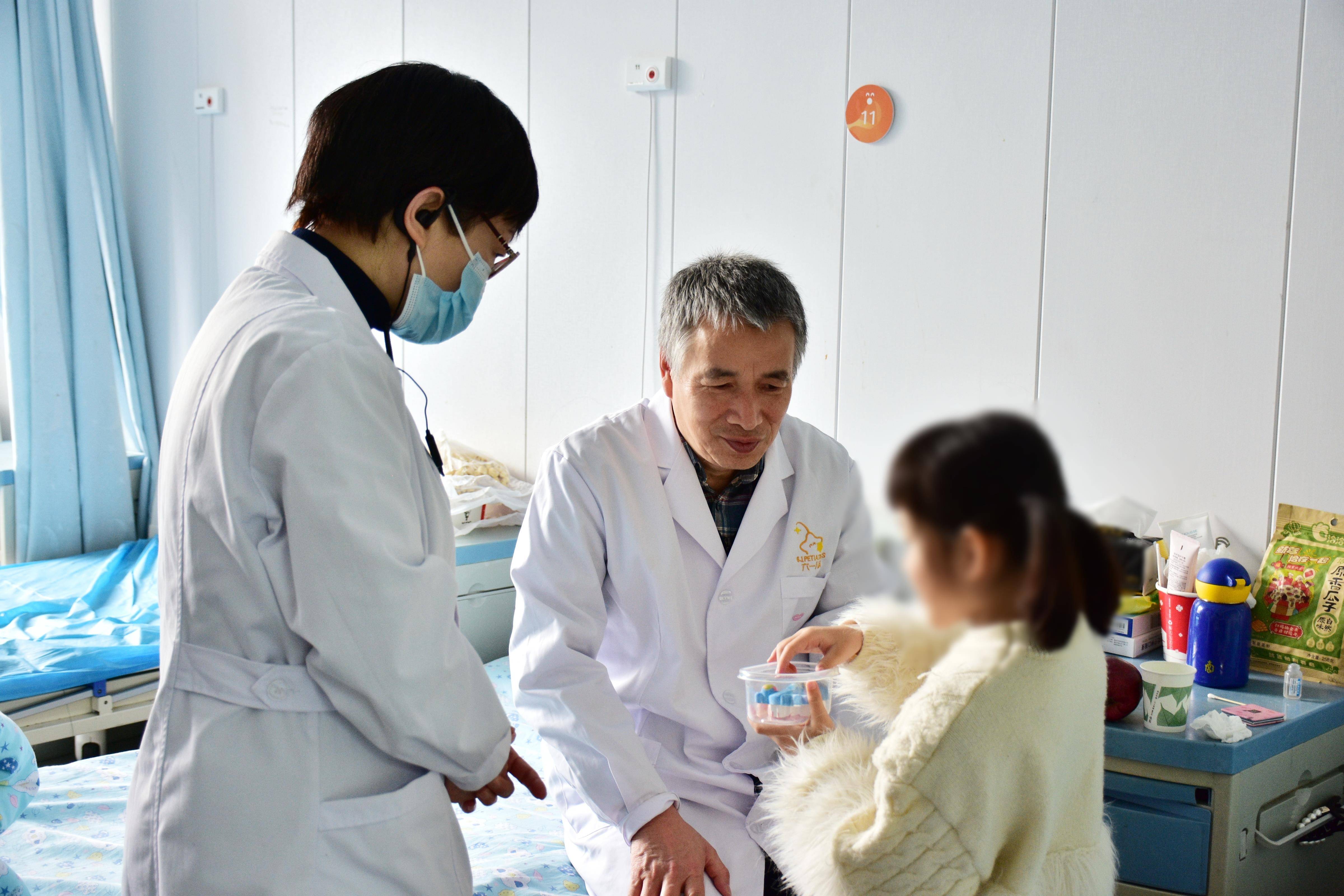 北京专家唐锁勤教授在上海六一儿童医院的多学科会诊活动圆满落下帷幕