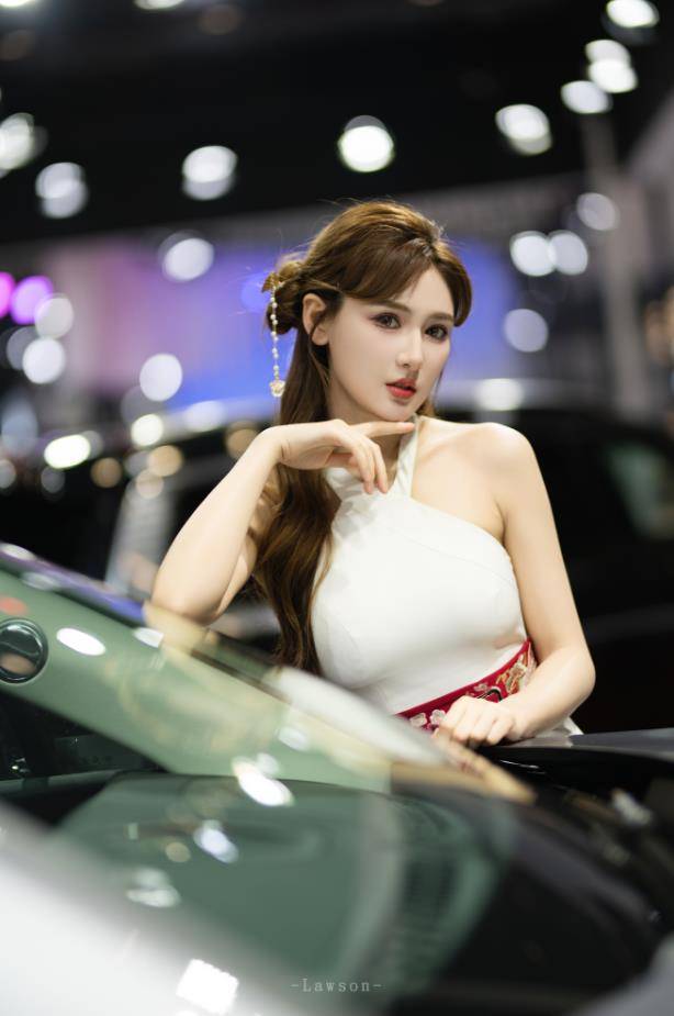 海口国际车展的车模小姐姐们_搜狐汽车_搜狐网