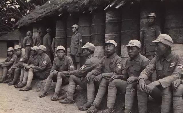 原创中国驻印军美国人给维生素片吃长官竟从嘴里抠出来卖到黑市