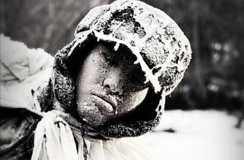 这就是中国军人:零下40度潜伏6昼夜,铭记"冰雕连"_美国_抗美援朝战争