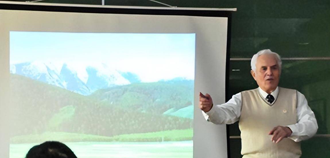 外国弃婴李忆祖被中国夫妻收养23年后成中国科学家我是中国人