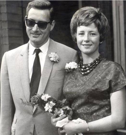 原创1963年英国火车被劫260万英镑主犯逃亡38年回国我想免费治病