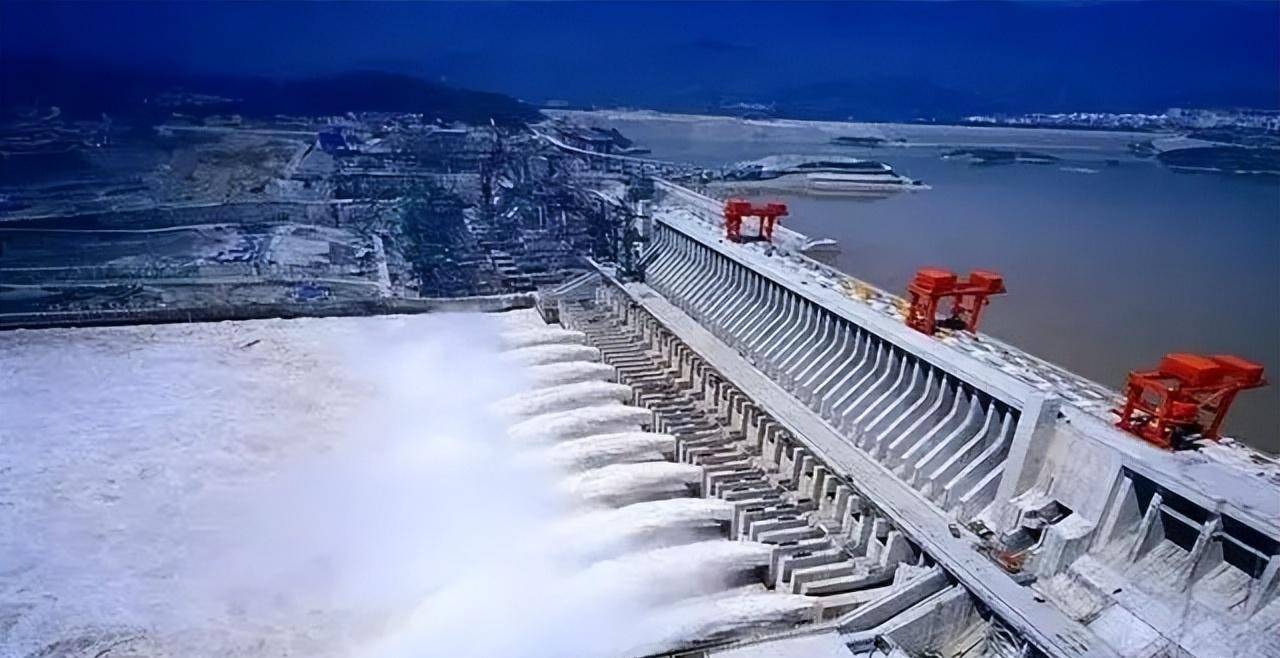 三峡大坝修建时如何截断长江急流世界未有先例中国却办成了