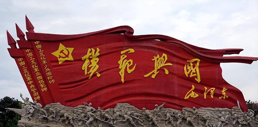 原创江西老妇苦等丈夫72年民政局送来烈士证后才知丈夫22岁已牺牲