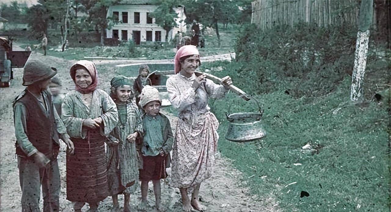 衰落极快的欧洲国家:倒退30年,至今未能统一_拉比亚_摩尔达维亚_比萨