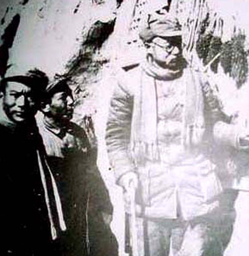 他是刘志丹的弟弟,1963年被停职,复出后担任民政部副部长_刘景范_革命